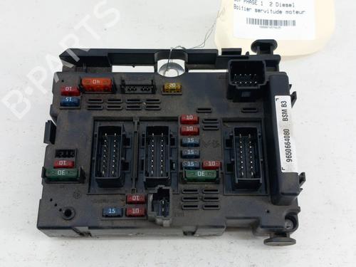 Used Fuse box PEUGEOT 307 (3A/C) 2.0 HDi 110 (107 hp) 28751446
