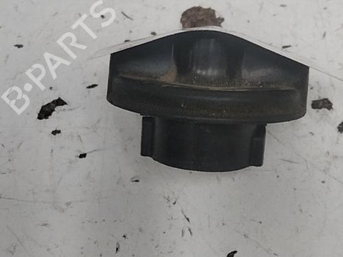 Used Fuel cap RENAULT 21 (B48_) 2.1 Turbo-D (B486, B488, B48V) (88 hp) 28776530