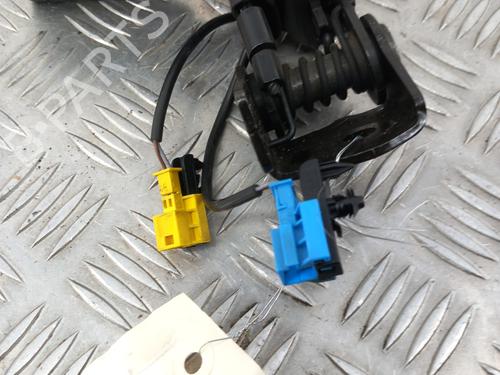 seat-buckle-mercedes-benz-cla-coupe-c117-2013-2014-2015-2016-2017-2018-2019-28783030 main image