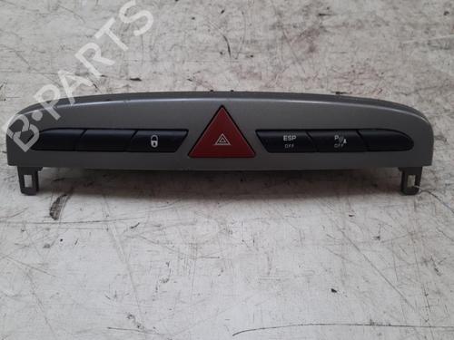 Used Warning switch PEUGEOT 308 SW I (4E_, 4H_) 1.6 HDi (109 hp) 28760537
