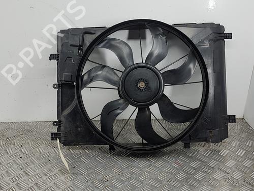 Used Radiator fan MERCEDES-BENZ CLA Coupe (C117) CLA 220 CDI / d (117.303) (163 hp) 28783055