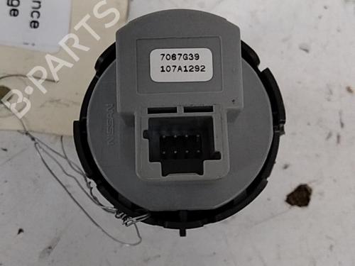 Used Switch NISSAN MICRA V (K14) 0.9 IG-T (90 hp) 28791728