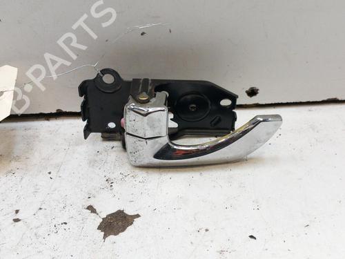 Front left interior door handle HYUNDAI SANTA FÉ I (SM) 2.0 CRDi 4x4 | BP28755778I13 - Image 2