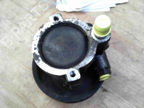 Used Steering pump OPEL VIVARO A Van (X83) 2.0 CDTI (F7) (114 hp) 28777467
