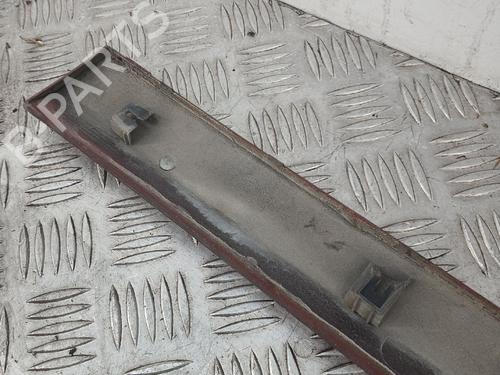 door-moulding-trim-peugeot-308-sw-i-4e_-4h_-2007-2008-2009-2010-2011-2012-2013-2014-36863059 main image