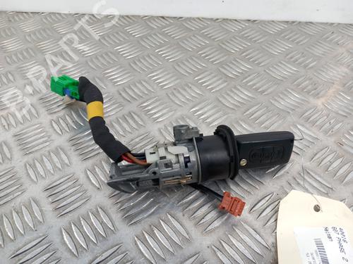 Używane Stacyjka PEUGEOT 607 (9D, 9U) 2.0 HDI (136 hp) 30937431