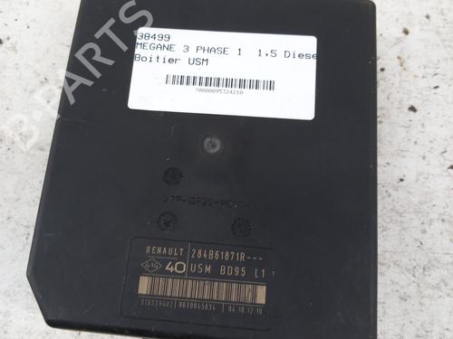fuse-box-renault-megane-iii-hatchback-bz01_-b3_-2008-33307180 main image
