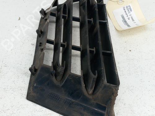 grille-renault-scenic-ii-jm01_-2003-2004-2005-2006-2007-2008-2009-2010-28788386 main image