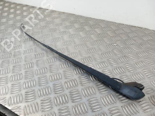 Used Front windshield wiper arm CITROËN XSARA PICASSO (N68) 2.0 HDi (90 hp) 30299026
