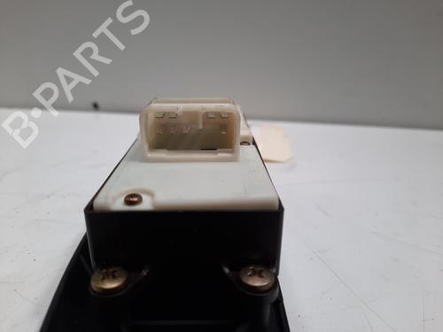 Used Left front window switch TOYOTA YARIS (_P1_) 1.0 (SCP10_, SCP10R) (65 hp) 28791074