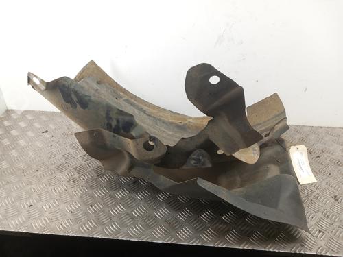 Used Wheel arch RENAULT MEGANE III Hatchback (BZ0/1_, B3_) 1.9 dCi (BZ0N, BZ0J) (131 hp) 29759977