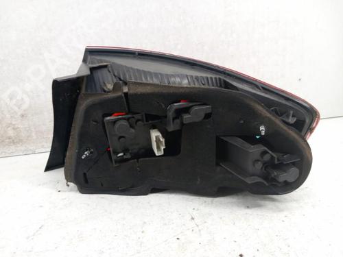 Used Left taillight PEUGEOT 407 (6D_) 1.6 HDi 110 (6D9HZC, 6D9HYC) (109 hp) 28740663