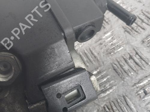 Used Steering pump Steering pump VOLVO S80 I (184) 2.5 TDI (140 hp) 33037588 33037588