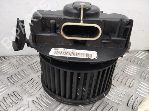 Used Heater blower motor RENAULT CLIO III (BR0/1, CR0/1) 1.5 dCi (C/BR0G, C/BR1G) (68 hp) 28736760