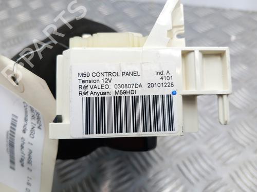 Used Climate control Climate control 28736610 28736610