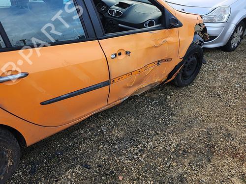 Used Parts RENAULT CLIO III Hatchback Van (SB_, SR_) 4750717