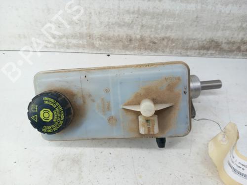 Used Brake master cylinder NISSAN PRIMASTAR Van (X83) 2.0 dCi 115 (114 hp) 28737842