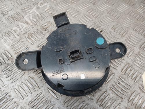 Used Right daytime light Right daytime light RENAULT TWINGO III (BCM_, BCA_) 0.9 TCe 90 (BCM9, BCM2) (90 hp) 32335259 32335259