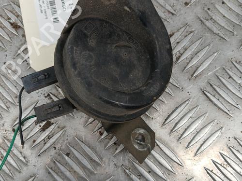 horn-nissan-note-e11-ne11-2005-2006-2007-2008-2009-2010-2011-2012-2013-30792060 main image