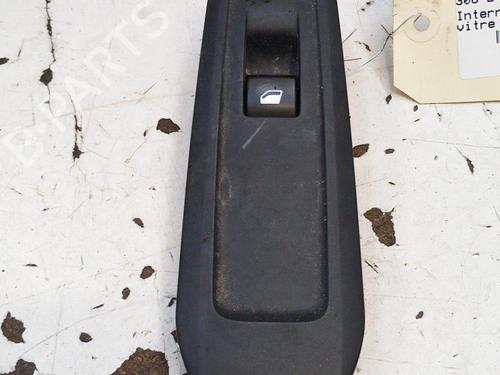 Used Right front window switch Right front window switch PEUGEOT 308 SW II (LC_, LJ_, LR_, LX_, L4_) 1.6 BlueHDi 120 (120 hp) 28770696 28770696