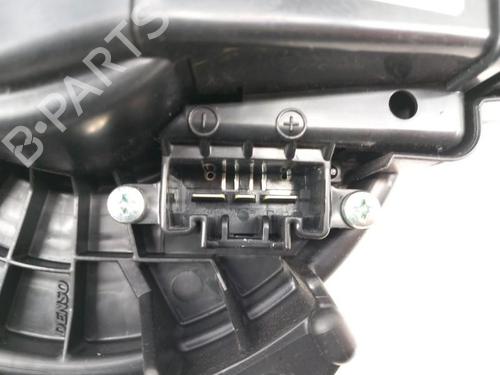 Used Heater blower motor TOYOTA AURIS (_E15_) 2.0 D-4D (ADE150_, ADE150R) (126 hp) 28746649