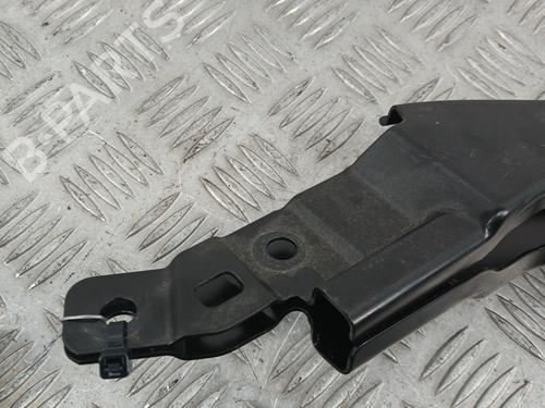 Used Left headlight support Left headlight support RENAULT MEGANE E-TECH SUV EV60 (BNJ1) (218 hp) 31113461 31113461