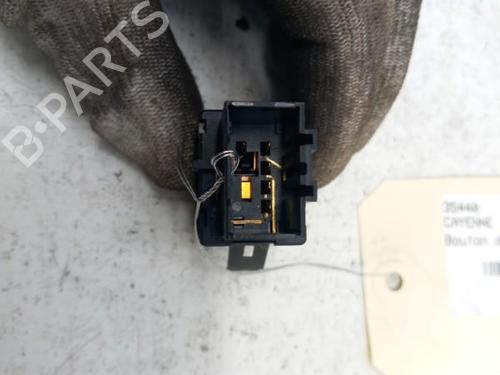 warning-switch-porsche-cayenne-9pa-2002-2003-2004-2005-2006-2007-2008-2009-2010-28746398 main image