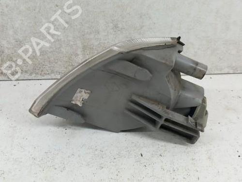 Blinklys fortil højre RENAULT CLIO I (B/C57_, 5/357_) 1.2 (B/C/S57A, B/C57S, 5/357F, 5/357J, 5/357L, 5/357R) (58 hp) 28768874