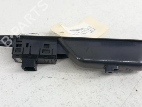 Used Right front window switch Right front window switch VOLVO S40 I (644) 1.8 (116 hp) 28761521 28761521