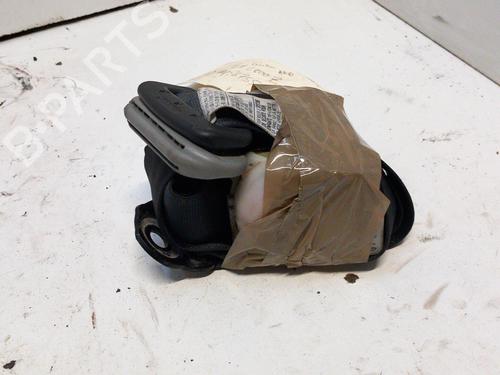 Gurtstraffer rechts hinten für TOYOTA YARIS (_P9_) 1.4 D-4D (NLP90_, NLP90R) (90 hp) 28778936