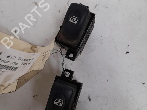 Used Left front window switch Left front window switch RENAULT ESPACE III (JE0_) 2.2 dCi (JE0K) (130 hp) 28747228 28747228