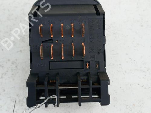 Used Headlight switch Headlight switch OPEL CORSA B (S93) 1.2 i (F08, F68, M68) (45 hp) 28761677 28761677