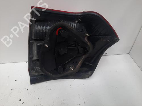 Piloto trasero derecho TOYOTA COROLLA (_E12_) 2.0 D-4D (CDE120R, CDE120L_) (116 hp) 28741481