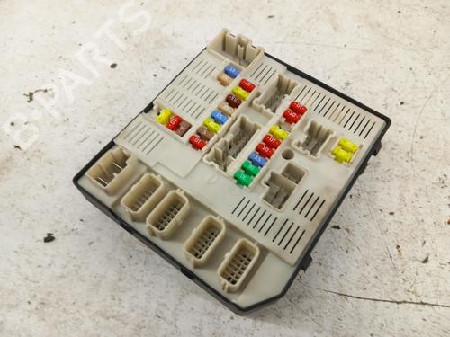 Fuse box RENAULT MEGANE III Hatchback (BZ0/1_, B3_) 1.5 dCi (BZ09, BZ0D, BZ1W, BZ29, BZ14) | BP33307180E1 - Image 2