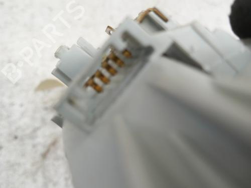 Used Interior roof light Interior roof light RENAULT CLIO III (BR0/1, CR0/1) 1.5 dCi (C/BR0G, C/BR1G) (68 hp) 28744069 28744069