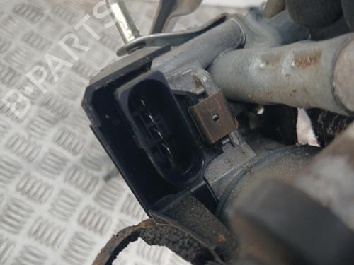 Used Front wiper motor Front wiper motor VOLVO V40 Hatchback (525) D2 (120 hp) 38540981 38540981