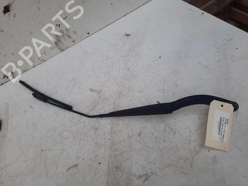 Used Front windshield wiper arm RENAULT TWINGO III (BCM_, BCA_) 0.9 TCe 90 (BCM9, BCM2) (90 hp) 28752616
