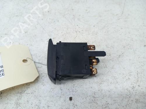 Used Warning switch Warning switch VW GOLF II (19E, 1G1) 1.8 (90 hp) 28745982 28745982