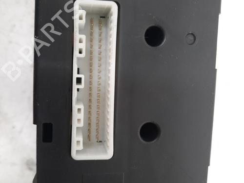 Used Climate control Climate control RENAULT KOLEOS I (HY_) 2.0 dCi (HY0K) (150 hp) 28757802 28757802