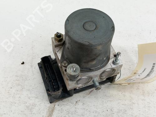 Used ABS pump FORD MONDEO III (B5Y) 2.0 16V TDDi / TDCi (115 hp) 28773096