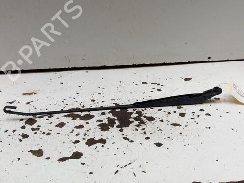 Used Front windshield wiper arm RENAULT KANGOO Express (FW0/1_) 1.5 dCi 90 (FW0G, FW05, FW08, FW11) (90 hp) 28788904