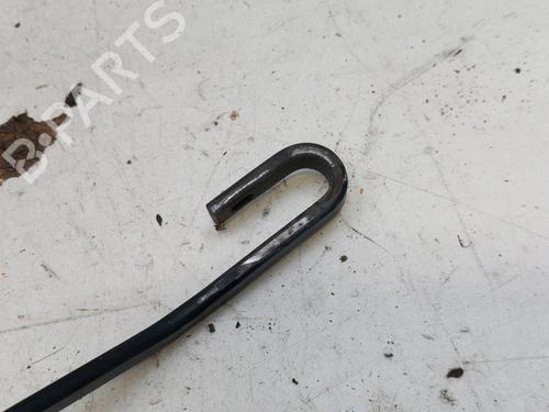 Used Front windshield wiper arm SEAT IBIZA II (6K1) 1.4 16V (75 hp) 28756030