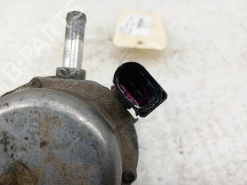Used Vacuum pump Vacuum pump AUDI A4 B6 (8E2) 2.0 (130 hp) 28740444 28740444
