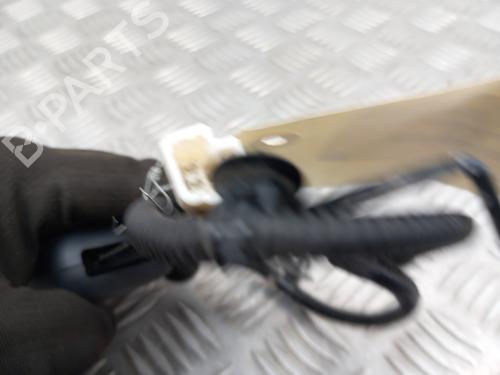 seat-buckle-kia-venga-yn-2010-2011-2012-2013-2014-2015-2016-2017-2018-2019-28736551 main image