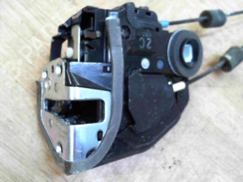 Used Rear right lock TOYOTA RAV 4 III (_A3_) 2.2 D 4WD (ALA30_, ALA30R) (136 hp) 28777410