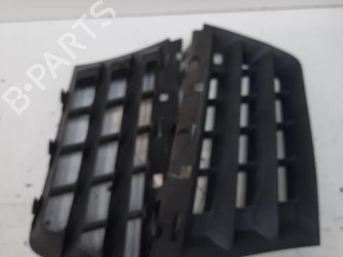 Used Grille RENAULT SCÉNIC II (JM0/1_) 1.5 dCi (JM02, JM13) (101 hp) 28757921
