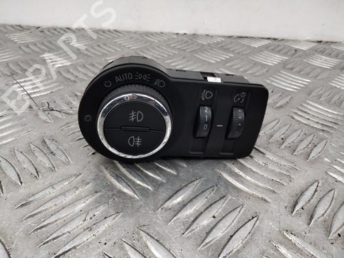 headlight-switch-opel-astra-j-p10-2009-2010-2011-2012-2013-2014-2015-2016-28742339 main image