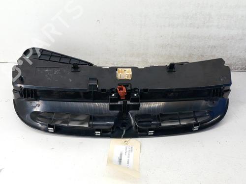 instrument-cluster-citroen-c3-picasso-sh_-2008-28788066 main image