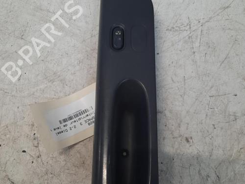 Used Right front window switch RENAULT ESPACE III (JE0_) 2.2 12V TD (JE0E, JE0H, JE0P) (113 hp) 28772465