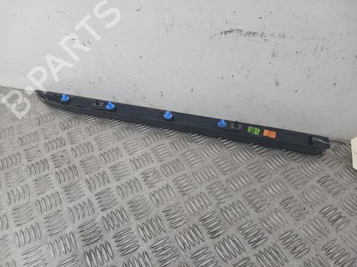 door-moulding-trim-renault-clio-v-b7_-2019-37729271 main image